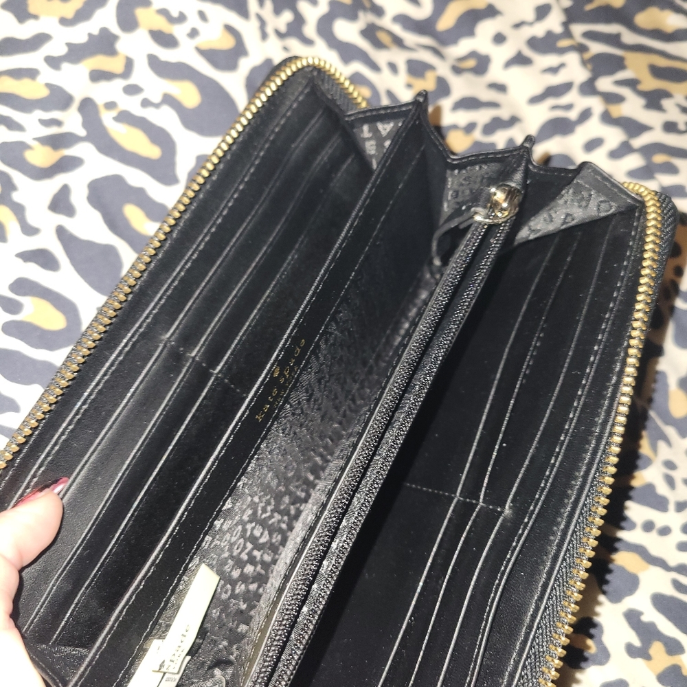 Kate Spade wallet - Picture 4 of 4